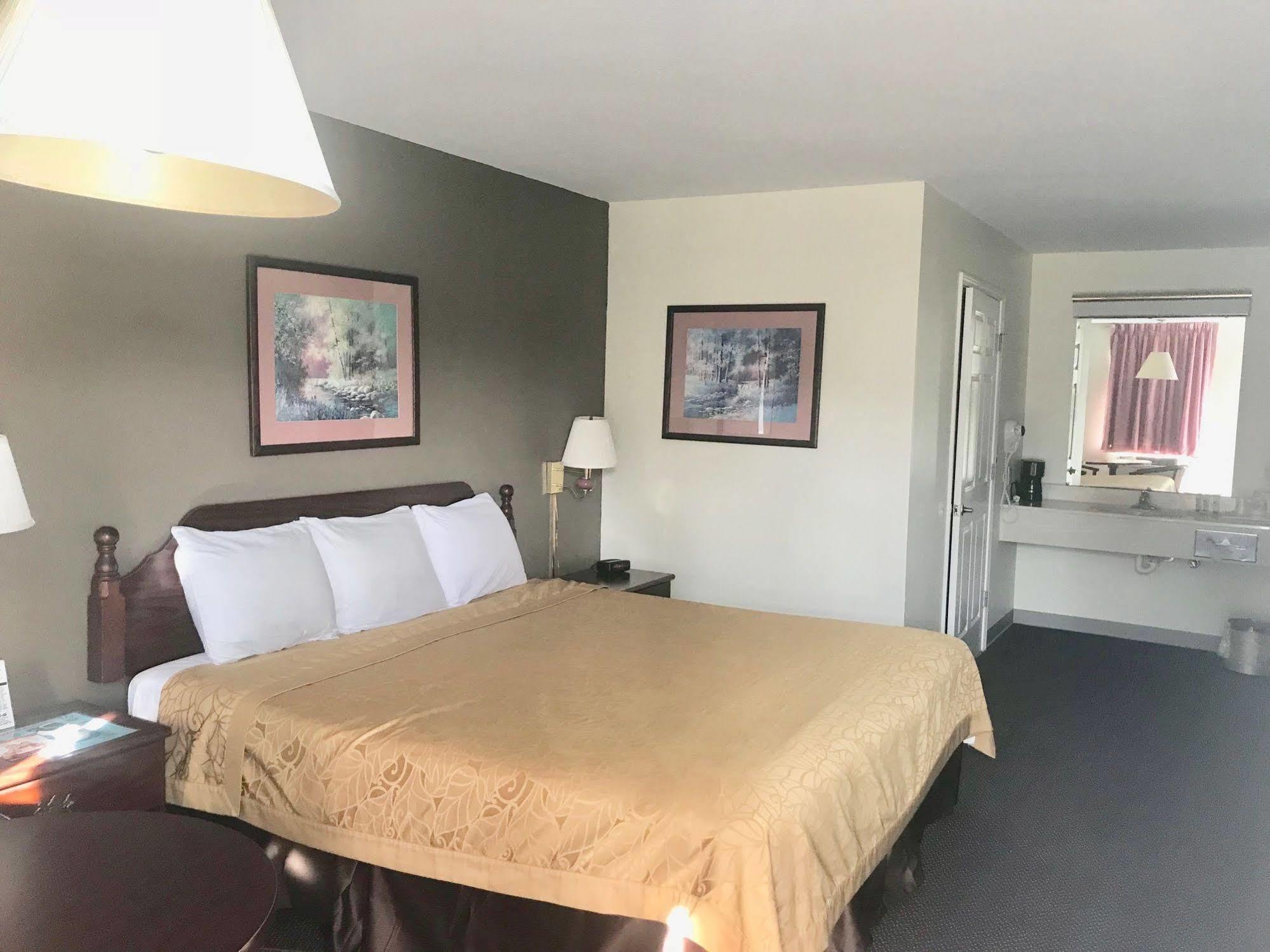 Madison Inn Lodge Fredericktown 外观 照片
