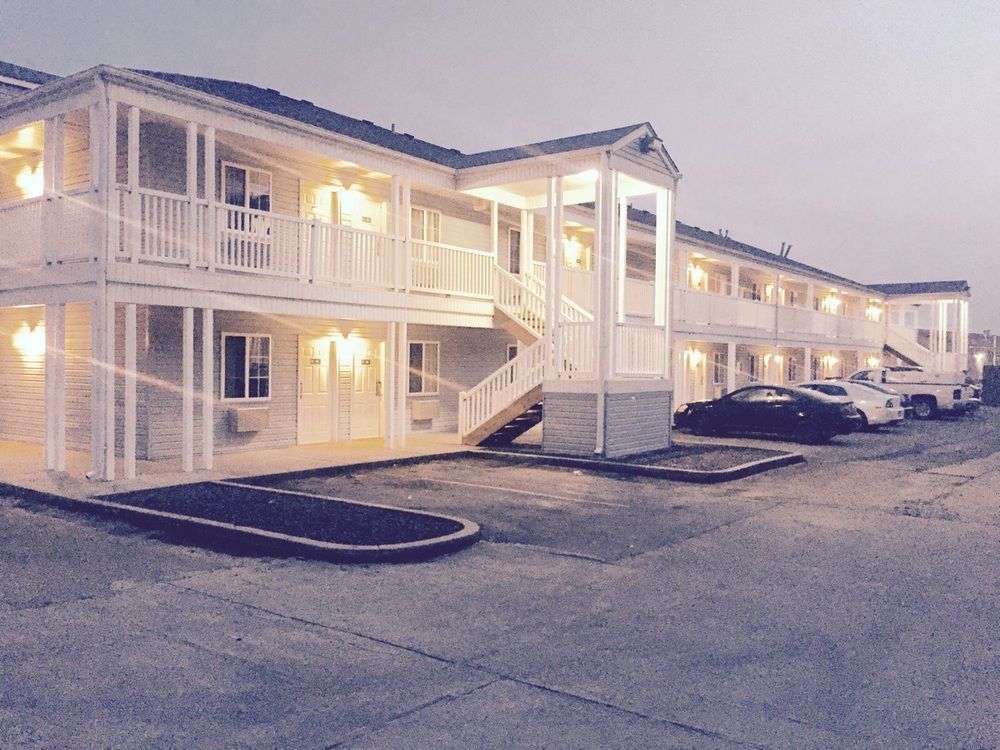 Madison Inn Lodge Fredericktown 外观 照片